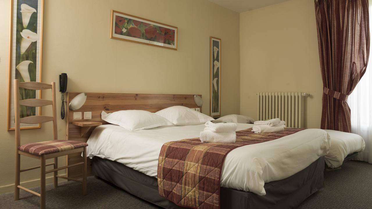 Logis Hotel Auberge De L'Etang Magnac-Bourg ภายนอก รูปภาพ