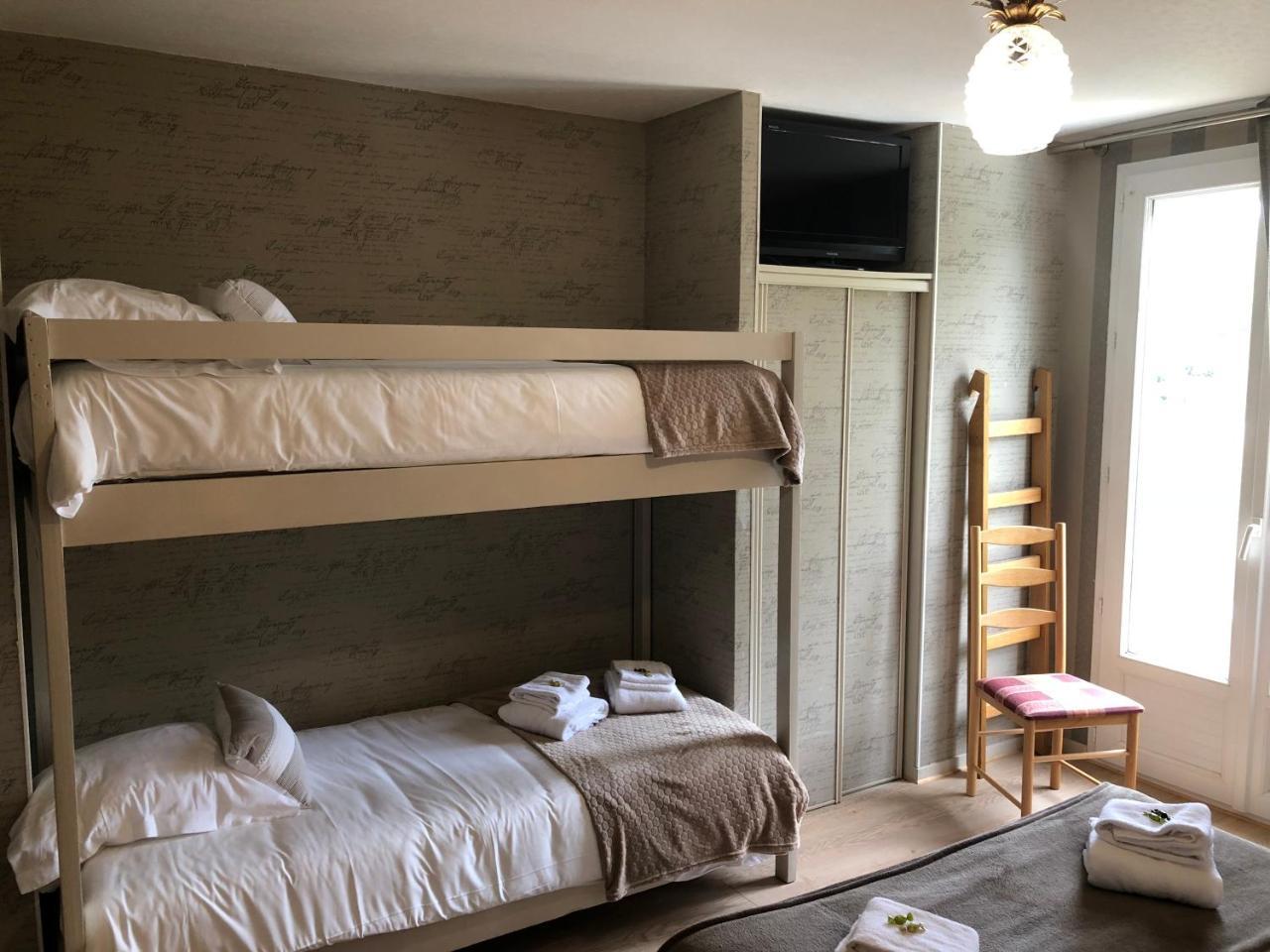 Logis Hotel Auberge De L'Etang Magnac-Bourg ภายนอก รูปภาพ